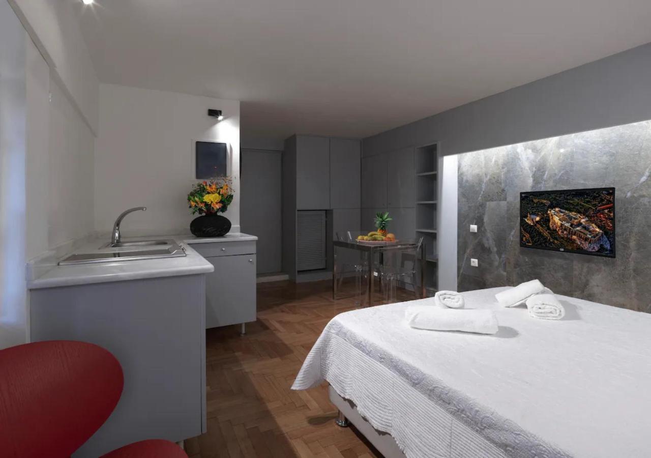 Chic Studio In Athens Center Экстерьер фото